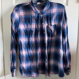 GAP Blue and Pink Plaid Women’s Shirt